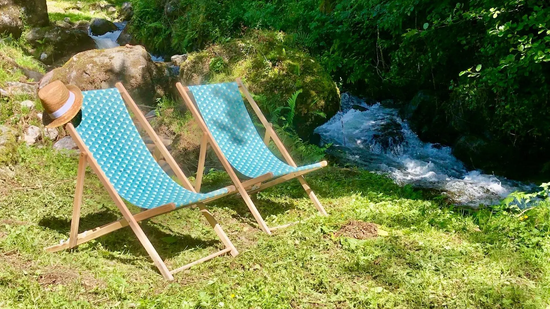 Holiday home Fraicheur Garantie Chateau Perche Avec Riviere Privee En Pleine Nature Cazenave-Serre-et-Allens