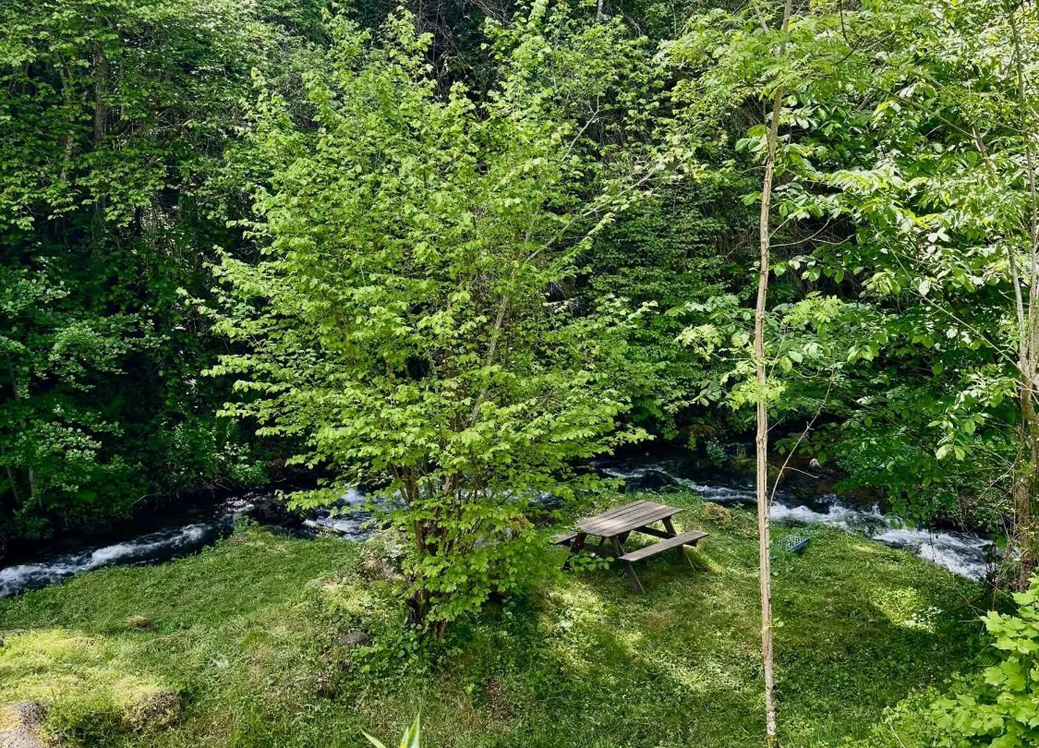 Fraicheur Garantie Chateau Perche Avec Riviere Privee En Pleine Nature Cazenave-Serre-et-Allens